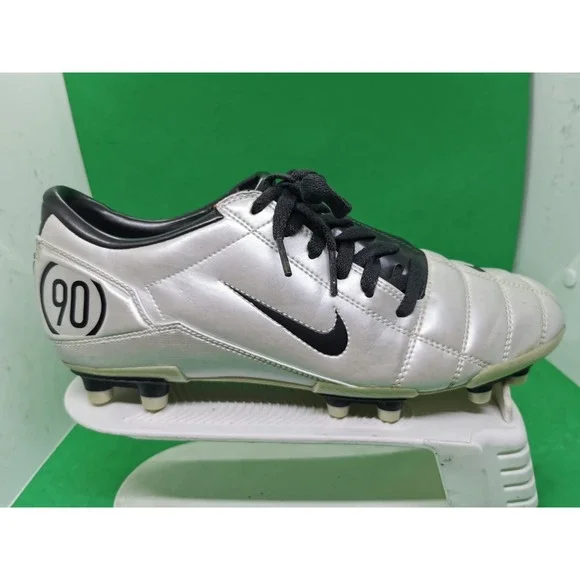 Nike Total 90 Air Zoom III Cleats Silver Black Size 10.5 Boots Soccer 308231-103